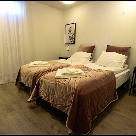10B Gamla Laeknishusith Hg15108 Hotel Saudarkrokur Ngoại thất bức ảnh